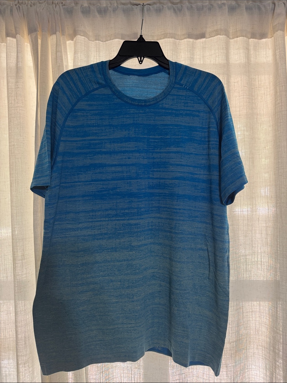 lululemon athletica Blue Heathered Short-Sleeve Shirt